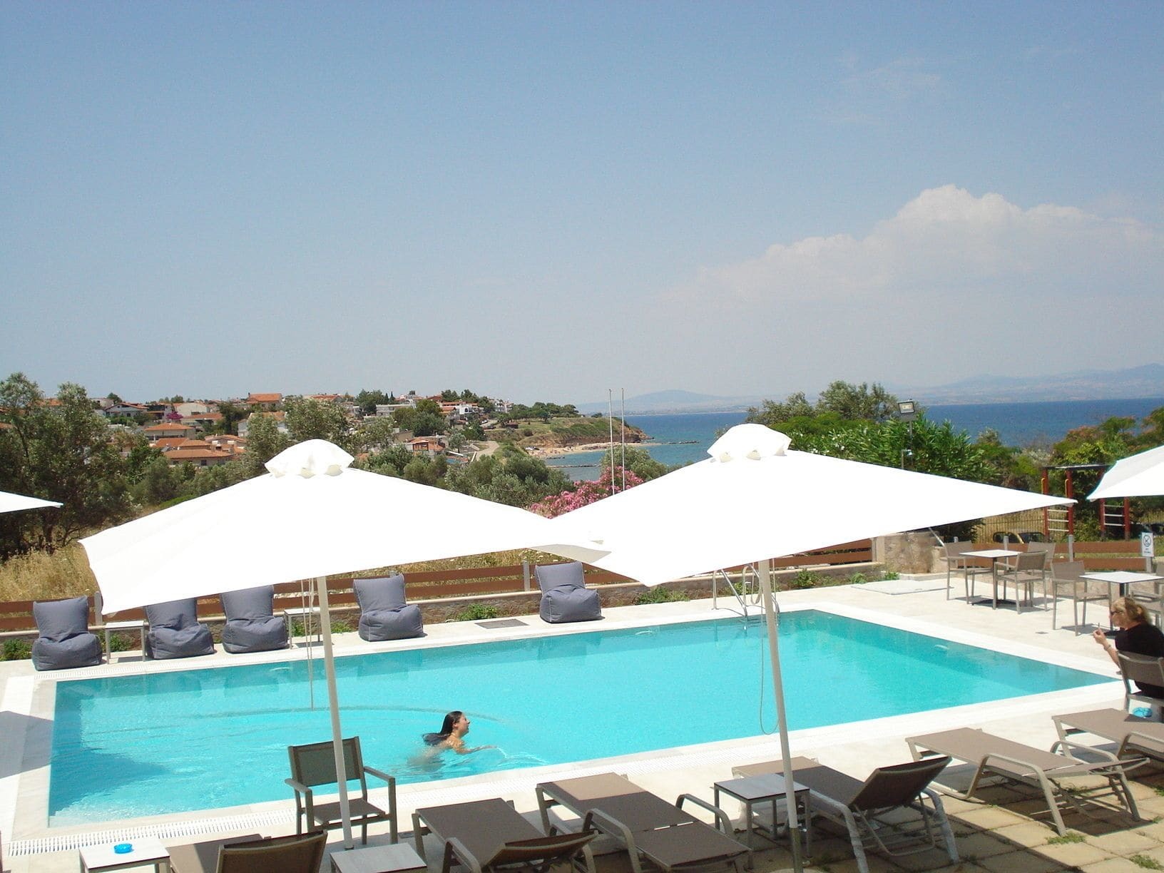 Villa Madeleine Tower View Néa Fókaia Kültér fotó